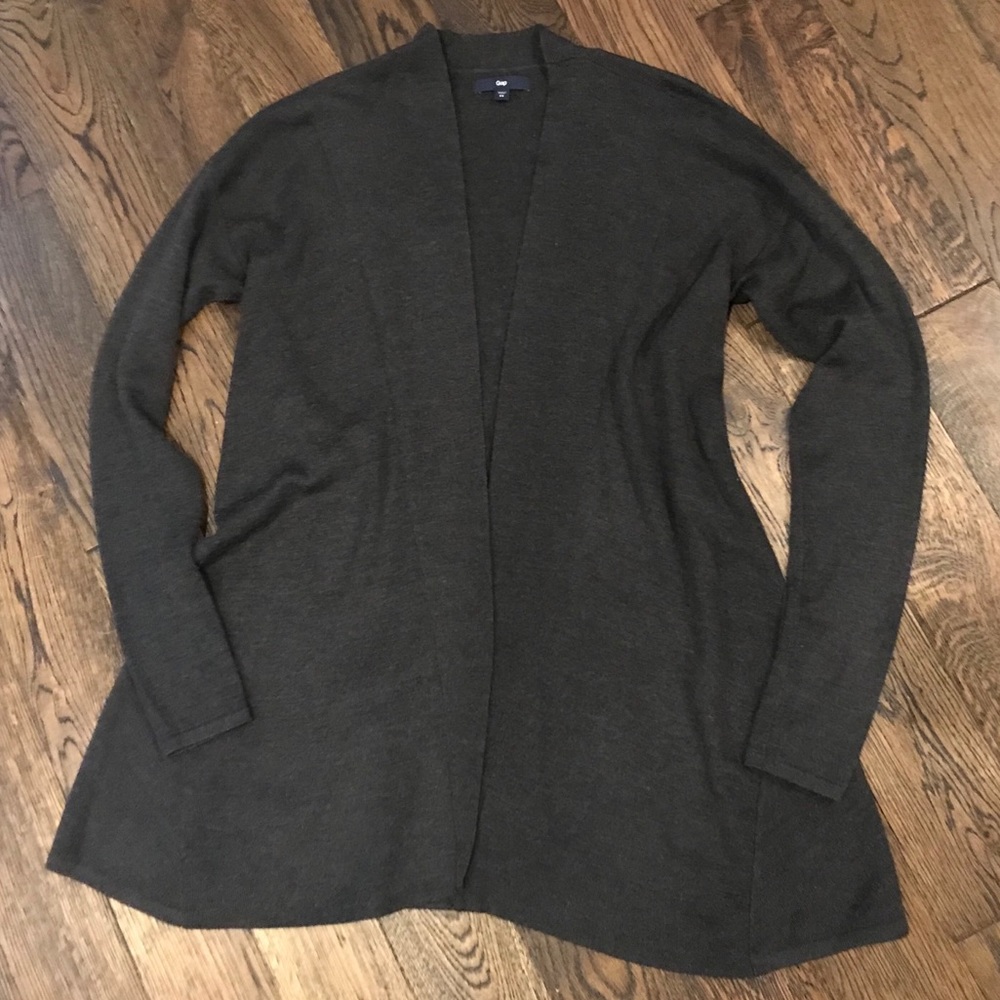 GAP Sweater